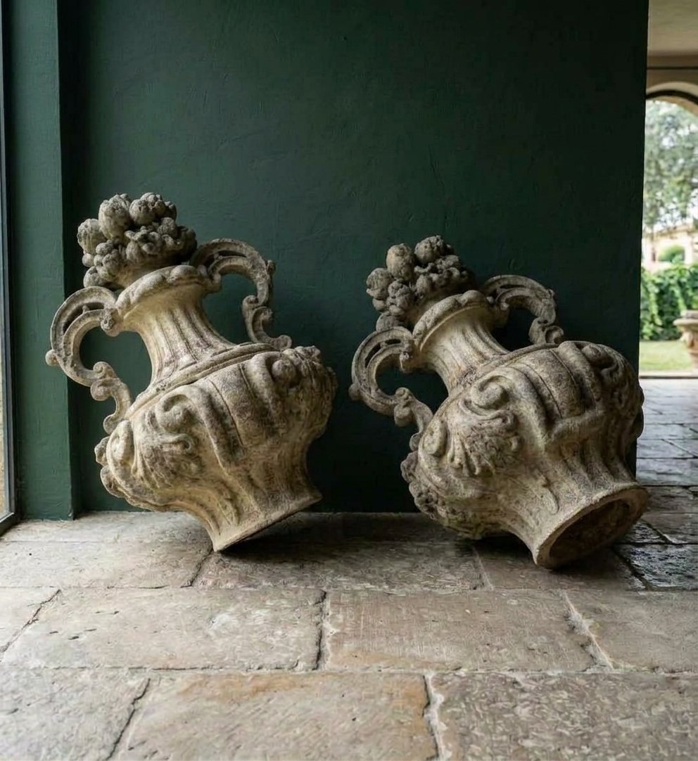 Paire de vases en pierre de Vicence du XIXe siècle provenant d'un palais vénitien-photo-4