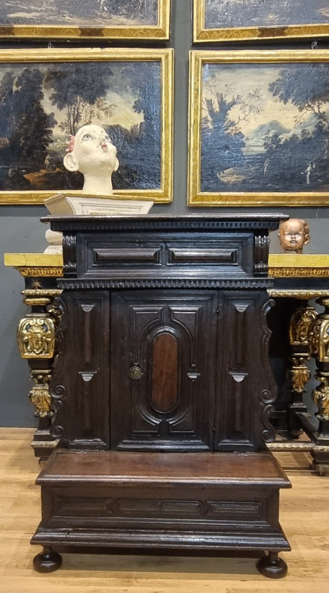 Seventeenth Century Kneeling Prie-dieu In Walnut Wood-photo-1