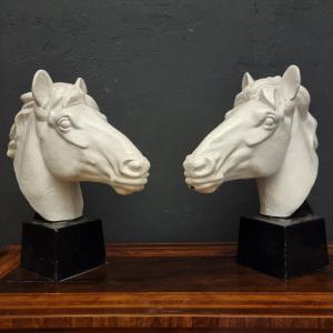 Pair Of Metal Horses From The 1900s: Elegance And History In A Single Product