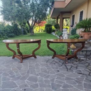 Pair Of 18th-century Tuscan Side Tables In Walnut