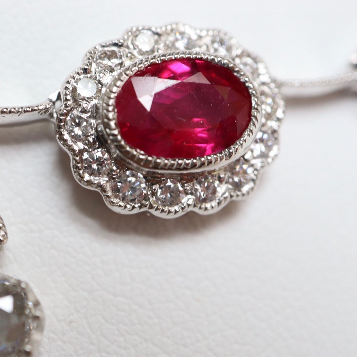 Louis XVI Style Collerette Necklace In 18-karat White Gold, Ruby And Diamonds-photo-5