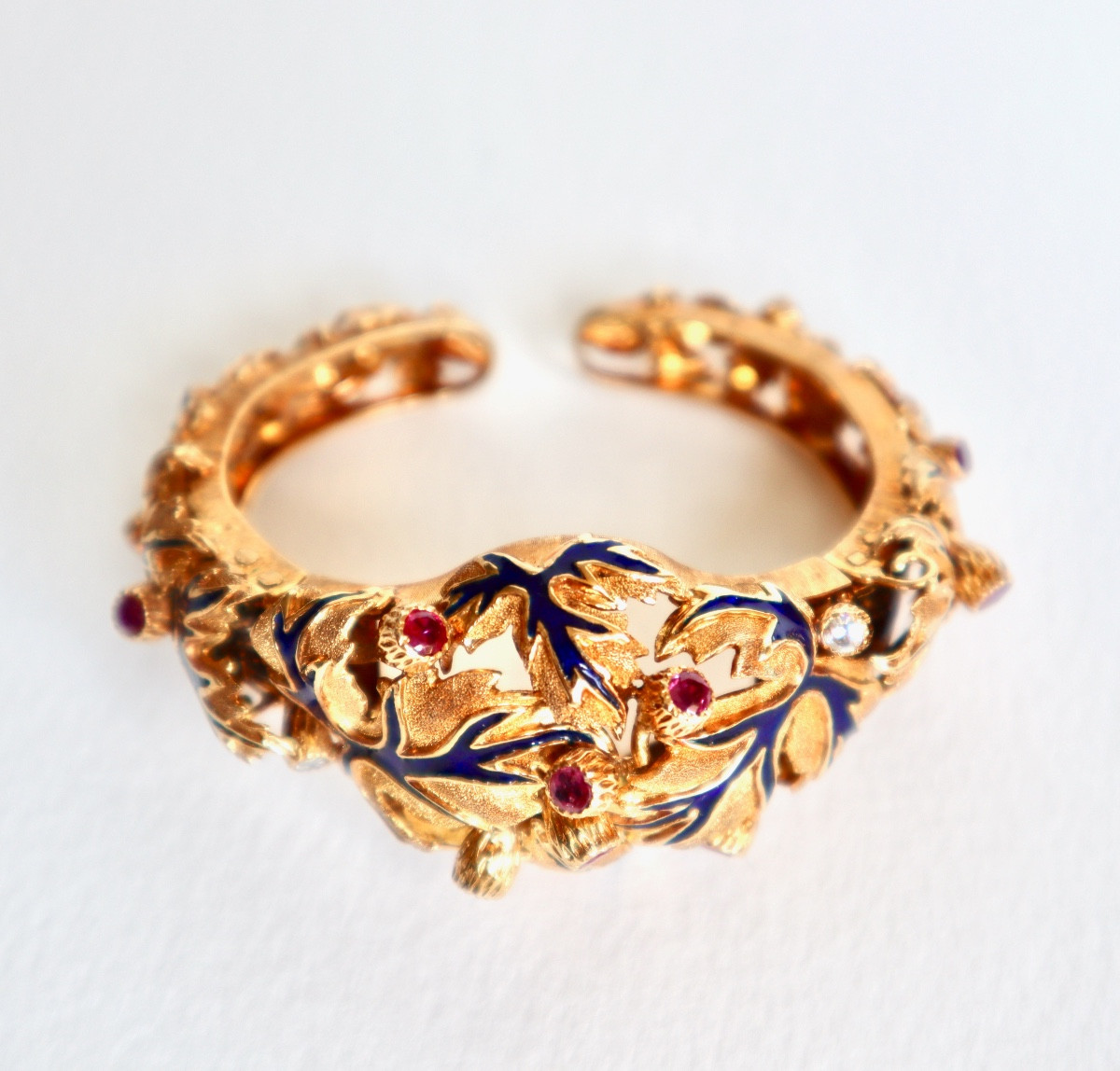 Zolotas Bracelet Vers 1960 En Or Diamants Rubis Email