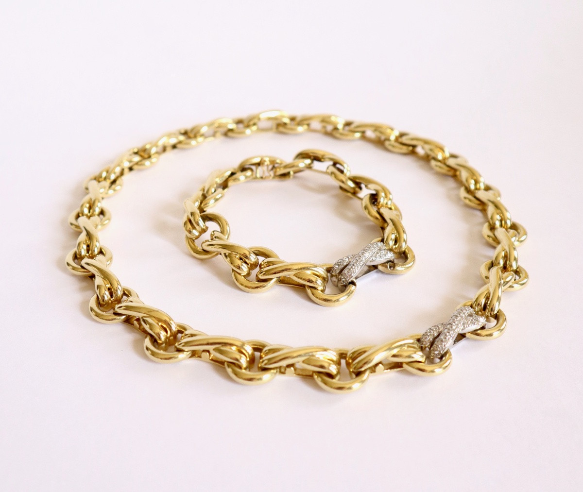 Tiffany's Gold Diamond Necklace Bracelet Set-photo-2