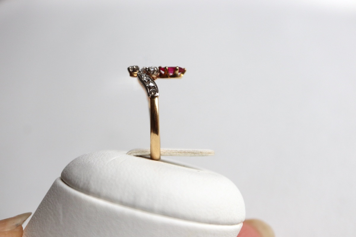 Bague Duchesse or diamants rubis vers 1900 ancienne-photo-2