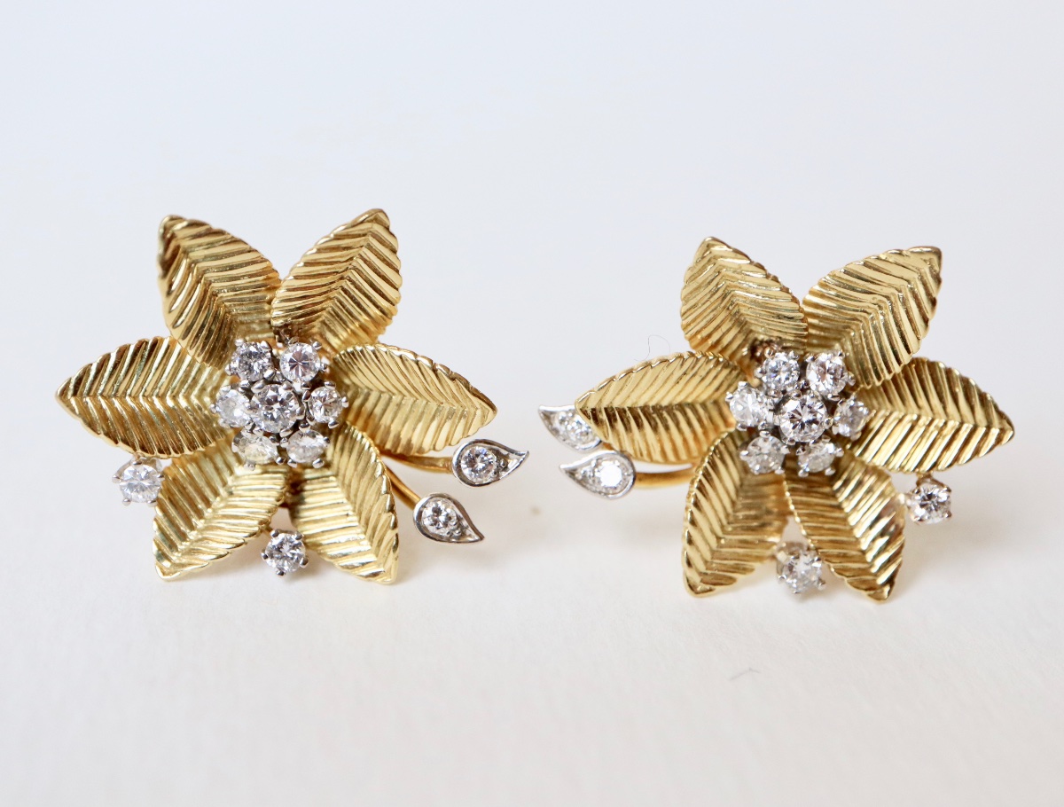 Boucles d'oreilles clips fleurs années 1950-photo-3