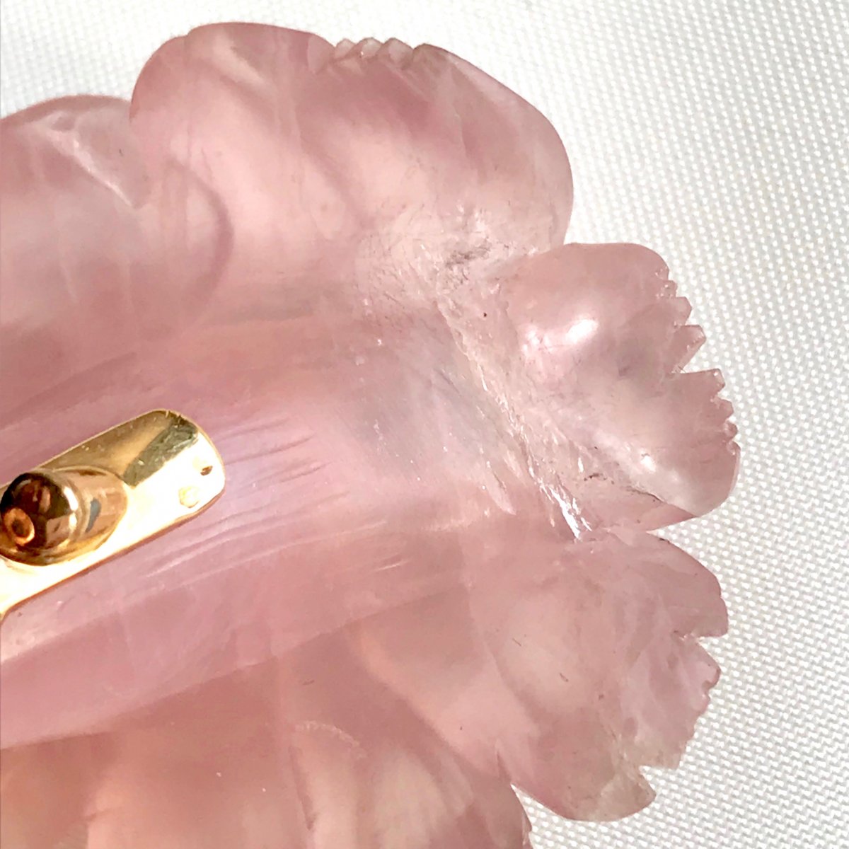 Betettini Liseron Brooch In Rose Quartz, Diamonds And 18 Kt Yellow Gold-photo-3