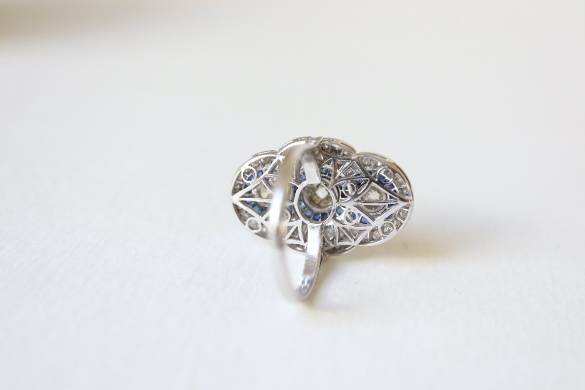 Marquise Ring Circa 1930 In Platinum Set With Diamonds And Calibrated Sapphires-photo-2