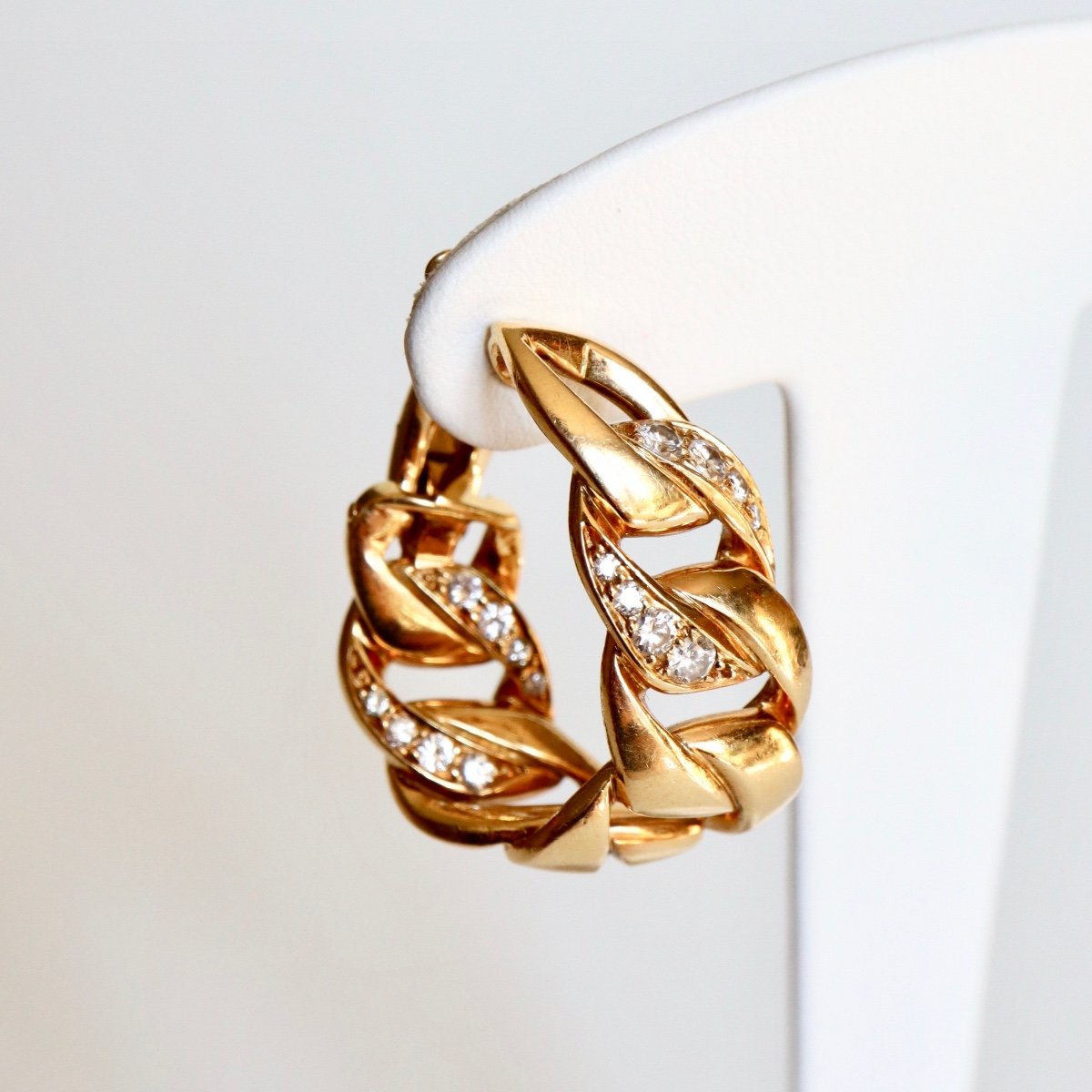 Cartier Earrings 18 Kt Yellow Gold And Diamonds-photo-2