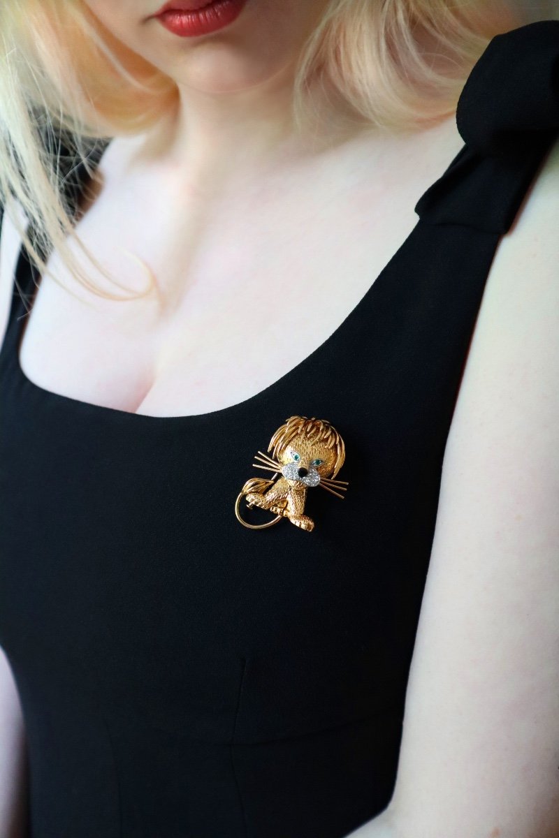 Van Cleef And Arpels Ruffled Lion Lapel Clip Brooch-photo-3