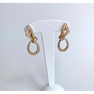 Boucheron Earrings In 18 Kt Yellow Gold Set With Diamonds Stylized Knot Motif