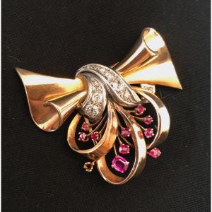 1940s Brooch In 18-kt Yellow Gold With Rubies And Diamonds