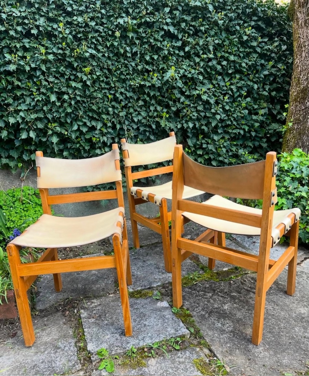 3 Maison Regain Chairs In Elm And Leather, 1960/1970