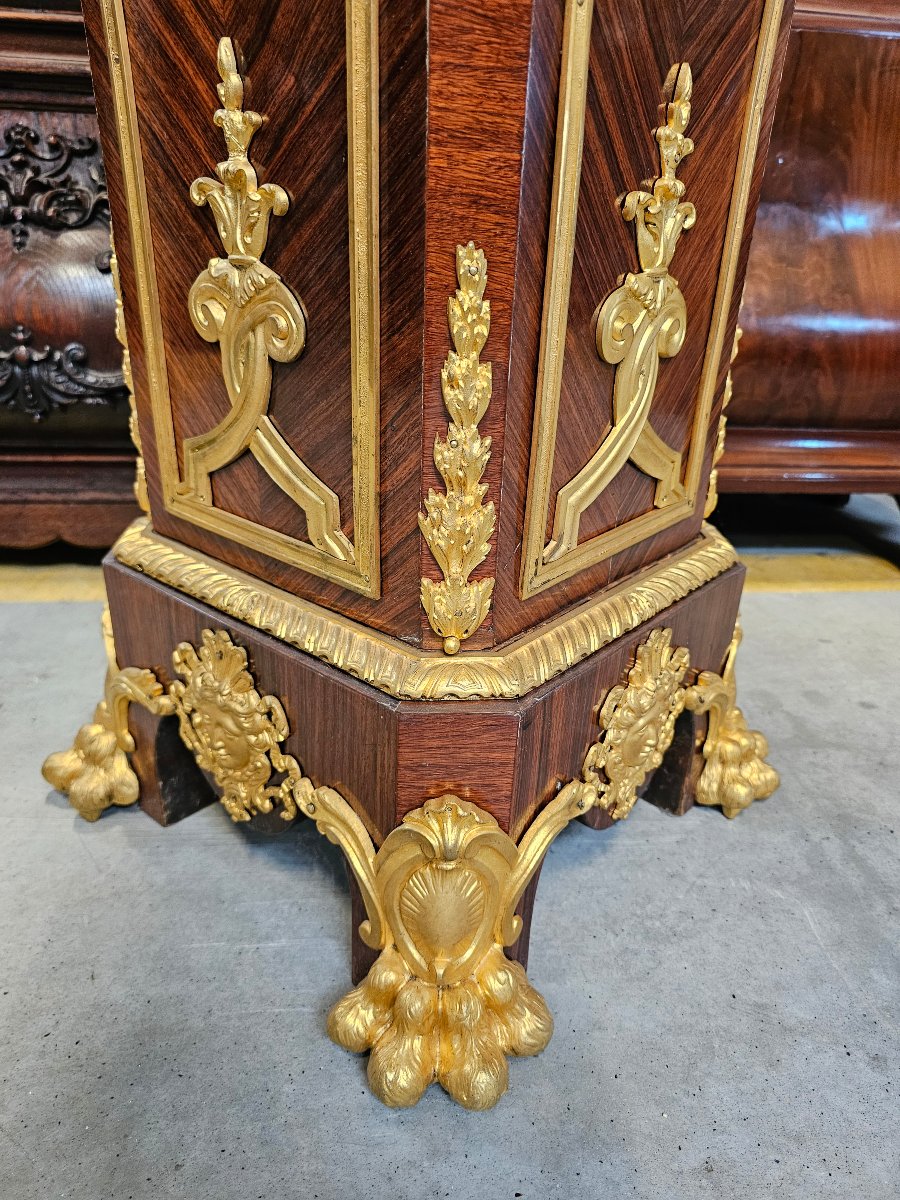 Louis XV-style Columns -photo-2