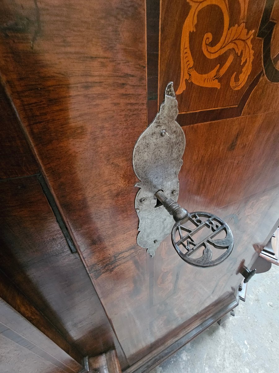 18th-century Baroque Cabinet-photo-2