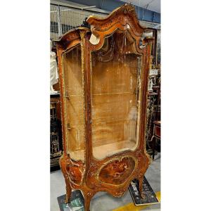 Vitrines style Louis XV