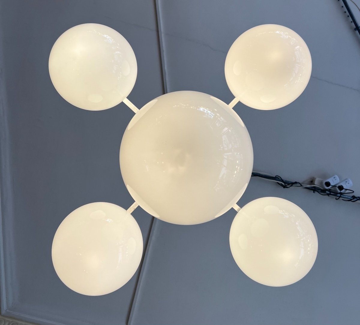 Lustre Art Déco Moderniste à 5 Boules En Opaline Blanche ( Lustres Art Deco 1930 ) -photo-4