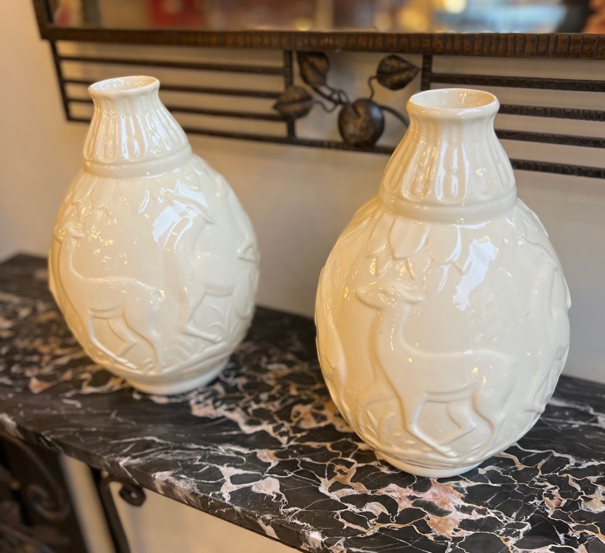 Pair Of Art Deco Boch / Kéramis “aux Biches” Vases Signed And Numbered (vase 1930) -photo-1