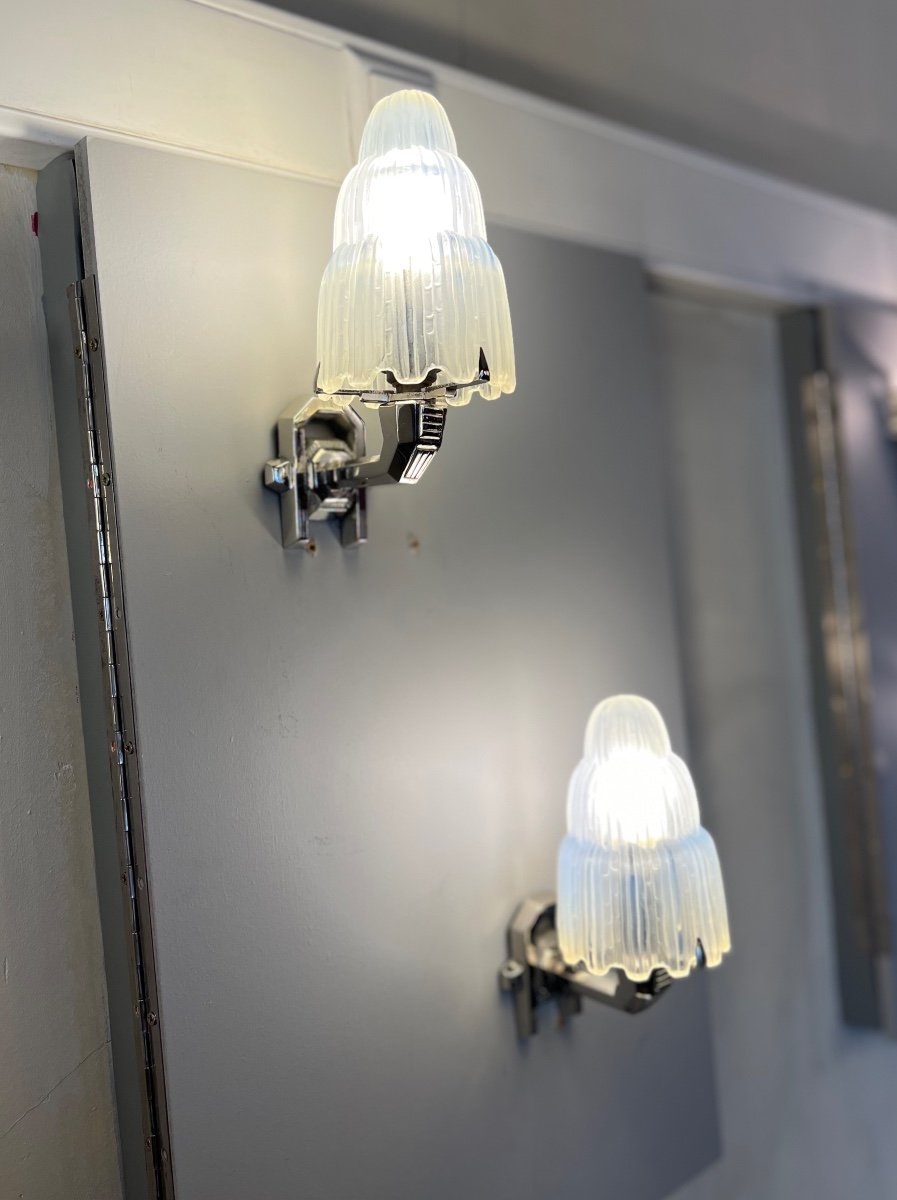 Exceptional Pair Of Sabino “cascades” Wall Lights No. 4640 Signed (art Deco Wall Lamp 1930)