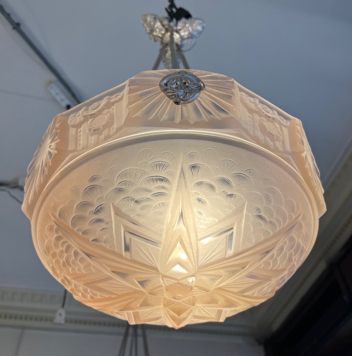 Art Deco Pendant Lamp / Basin Müller Frères Saumonée Signed (art Deco Chandelier / Ceiling Lamp 1930 -photo-1