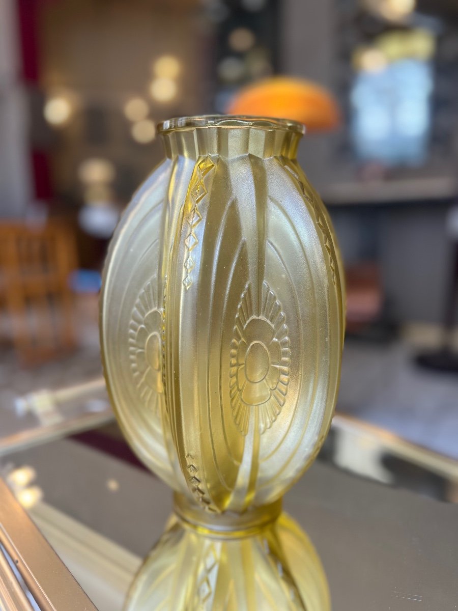 Large Art Deco Vase Sabino Model “pirogues” Signed {sabino Paris} (art Deco Vases 1930) -photo-3