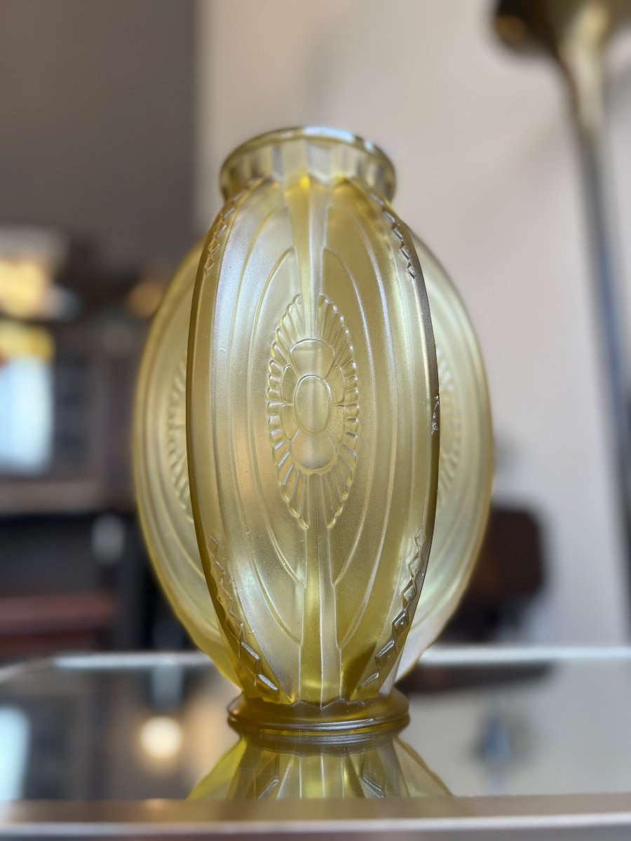 Large Art Deco Vase Sabino Model “pirogues” Signed {sabino Paris} (art Deco Vases 1930) -photo-1