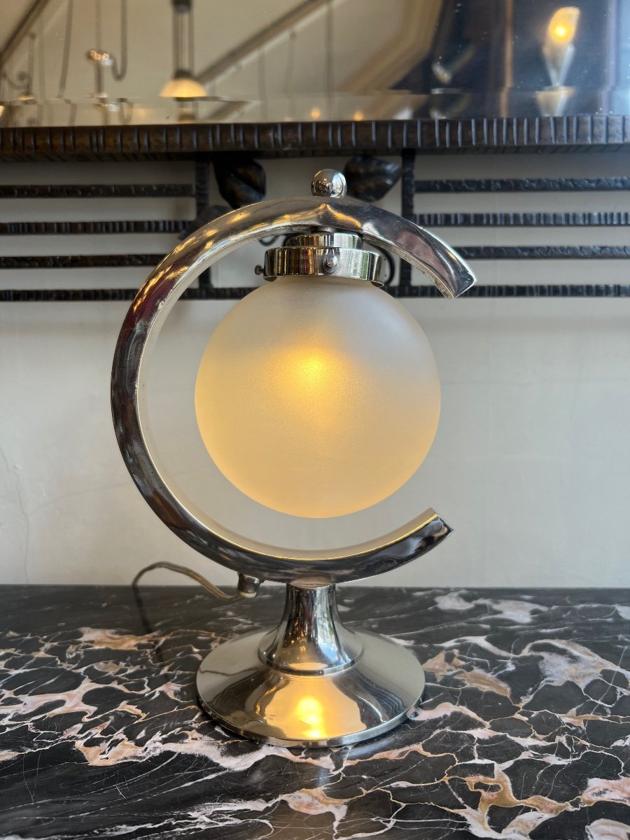 Modernist Art Deco Lamp In Chromed Metal And Frosted Glass (art Deco Lamps 1930 / Lighting) -photo-1