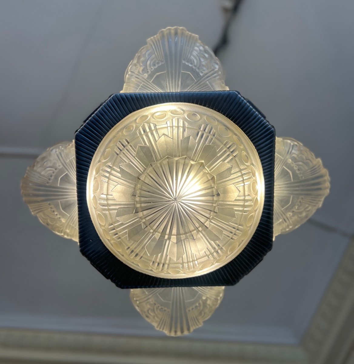 Magnificent Art Deco Georges Leleu Chandelier With 4 Cups And A Basin (art Deco Chandelier 1930) -photo-3