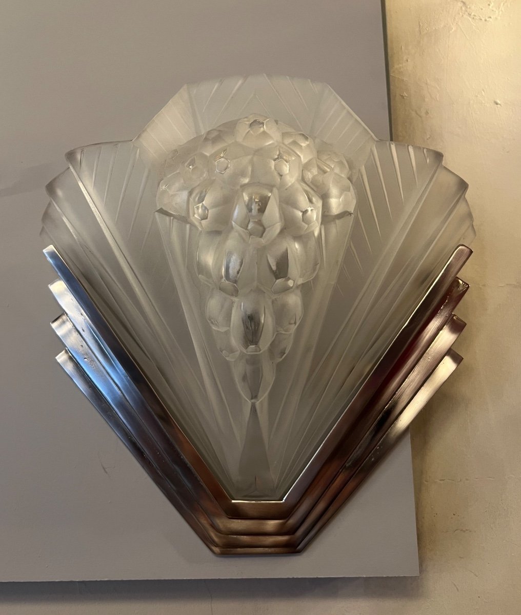 Art Deco Wall Lamp (alone) Signed Petitot France / Nickel-plated Bronze { Wall Lamps 1930 }