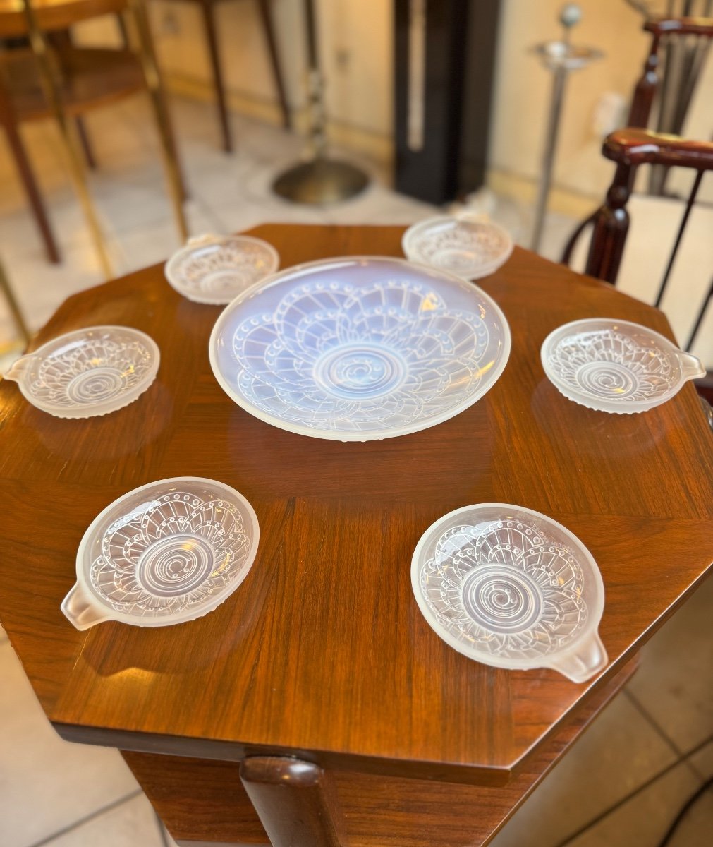 Set Of Opalescent Art Deco Cups (center Table) And Bowls J. Landier France (1930)
