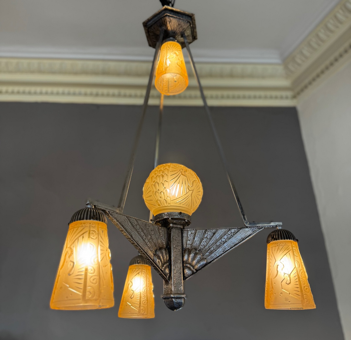 Rare Art Deco Chandelier Müller Frères Lunéville “with Peacocks” Signed (art Deco Suspension 1930)