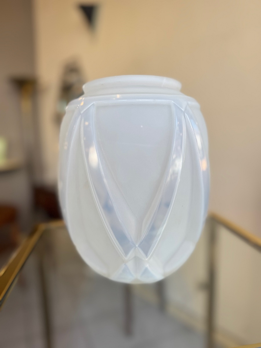 Art Deco Vase Signed André Hunebelle / “etrusque” Model In Opalescent Glass (art Deco 1930) -photo-2
