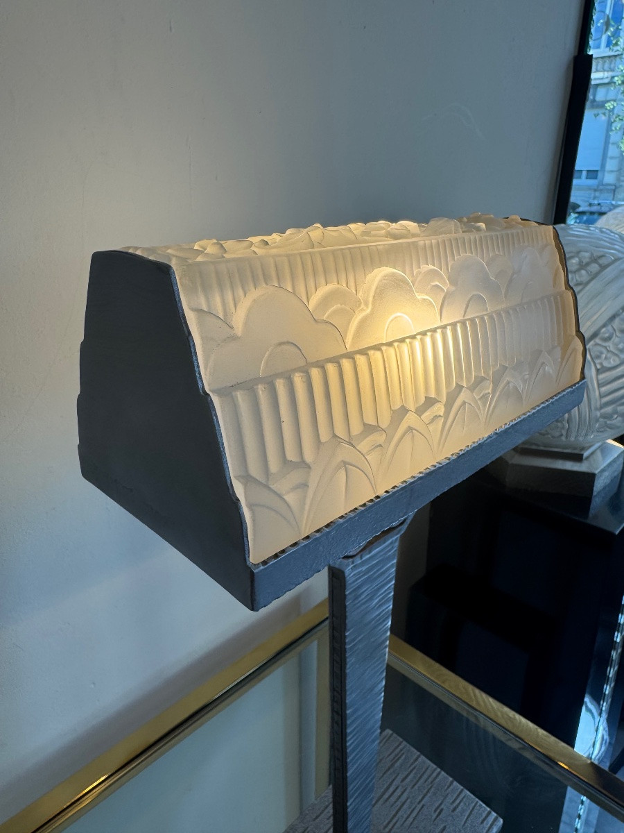 Importante Lampe de bureau Art Déco Val Saint Lambert / fer forgé patiné ( lampes art deco 1930-photo-1