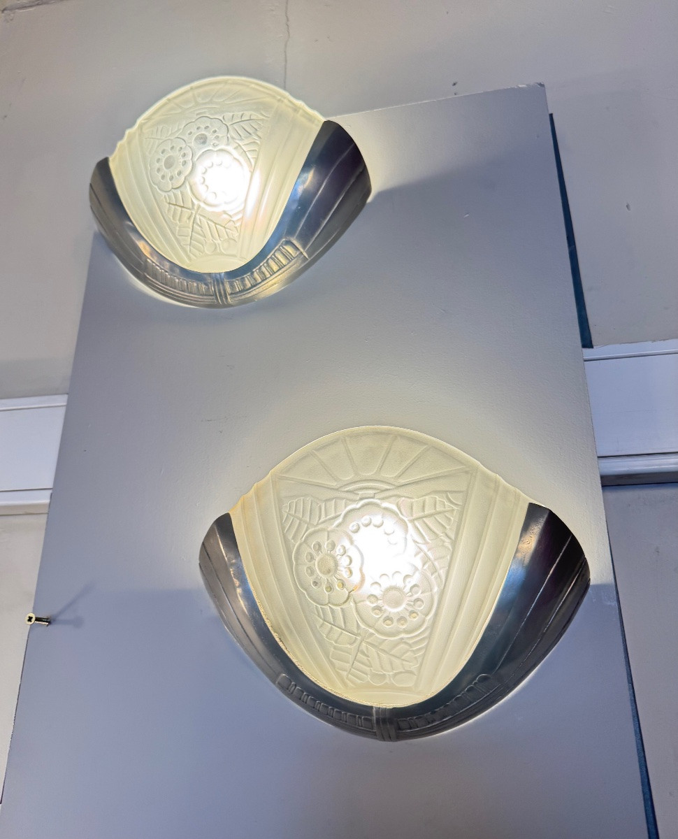 Pair Of Art Deco Wall Lights Signed Viarme France / Nickel-plated Bronze (art Deco Wall Light 1930) -photo-2