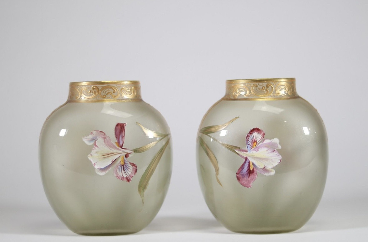 Pair Of Art Nouveau Vases In Translucent Glass With Iris Decoration Circa 1900 (art Nouveau Vase) -photo-3