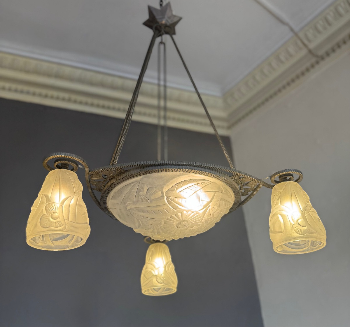 Lustre Art Déco  « Ginkgo Biloba » signé Degué / vasque et tulipes ( lustres art deco 1930 )-photo-1