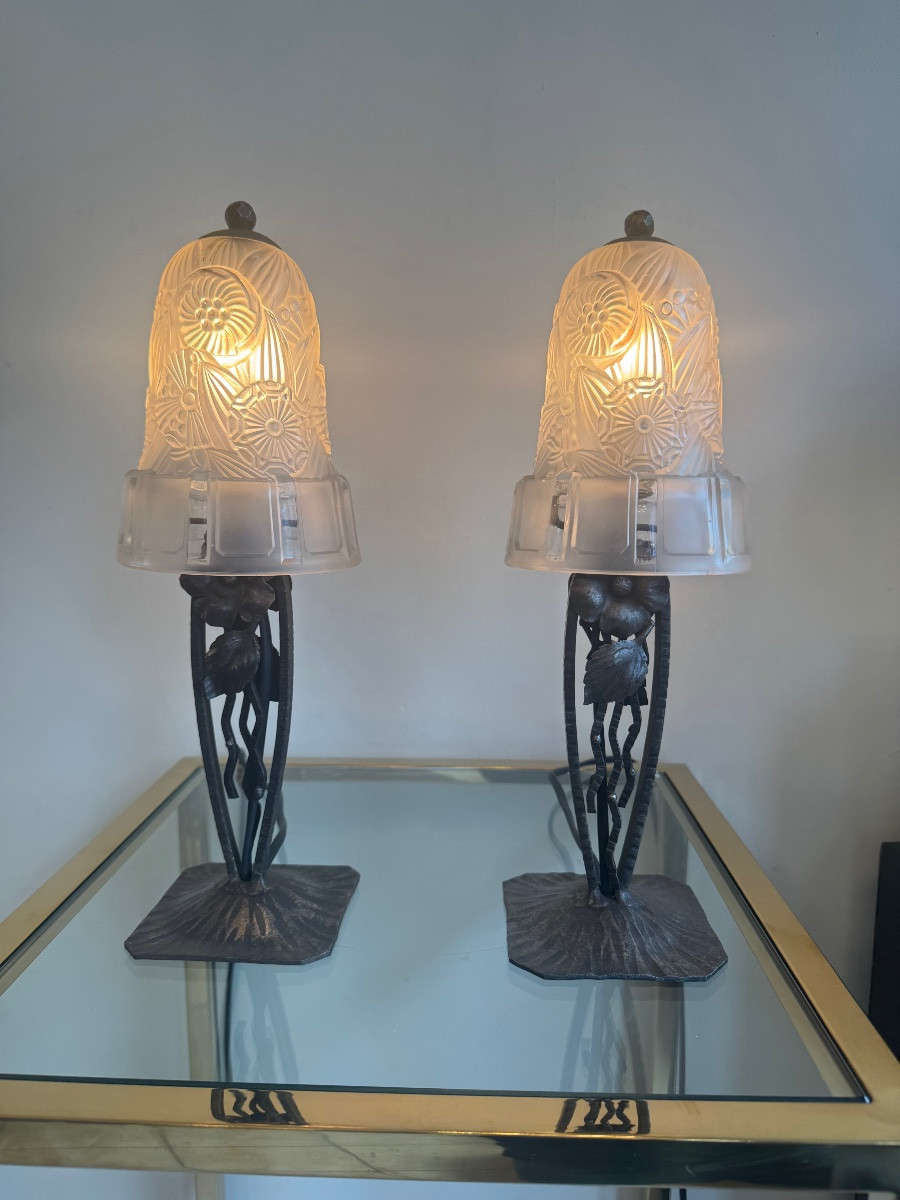 Paire de Lampes Art Déco Signées Hettier-Vincent / Fer forgé et verre  ( lampe art deco 1930 ) -photo-2