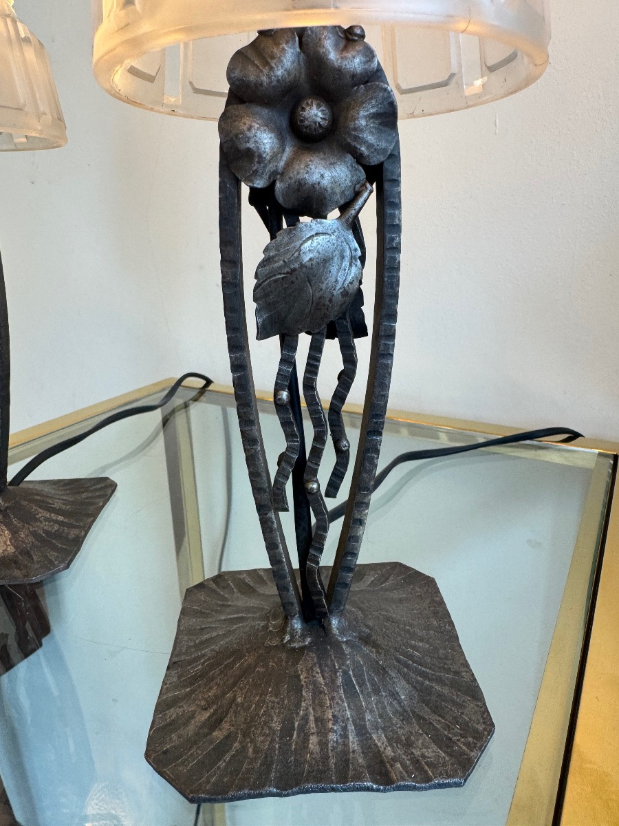 Paire de Lampes Art Déco Signées Hettier-Vincent / Fer forgé et verre  ( lampe art deco 1930 ) -photo-5