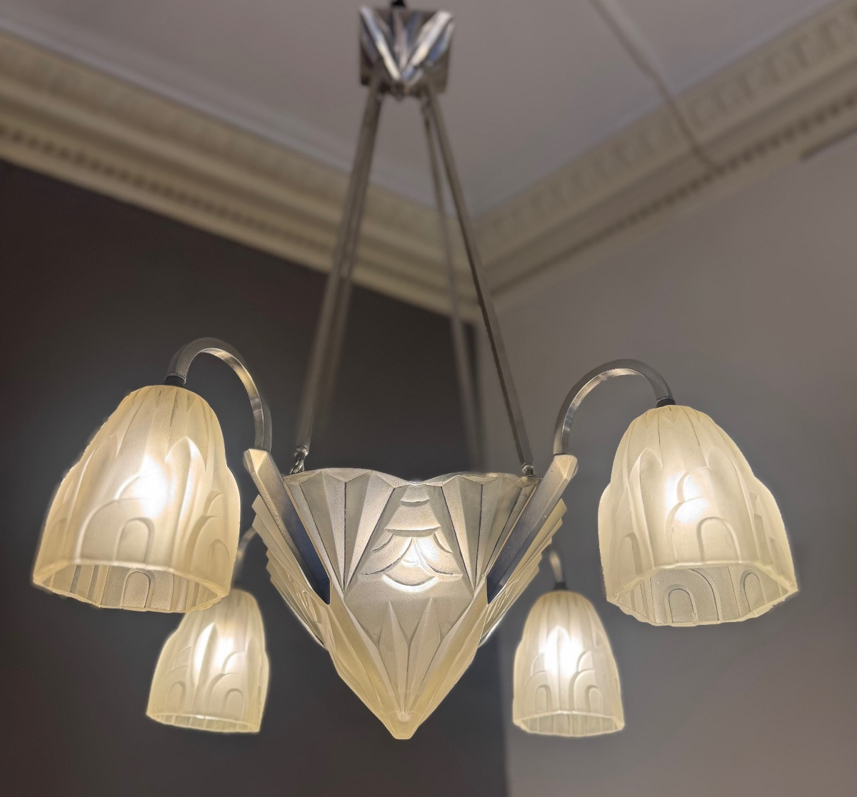 Lustre Art Déco Degué une vasque et trois tulipes / bronze nickelé  ( lustres art deco 1930 ) -photo-3