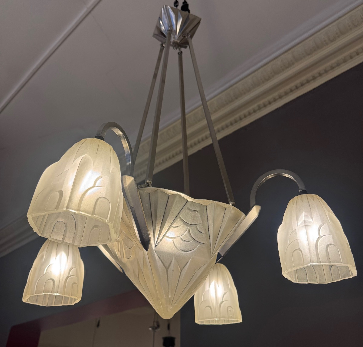 Lustre Art Déco Degué une vasque et trois tulipes / bronze nickelé  ( lustres art deco 1930 ) -photo-2