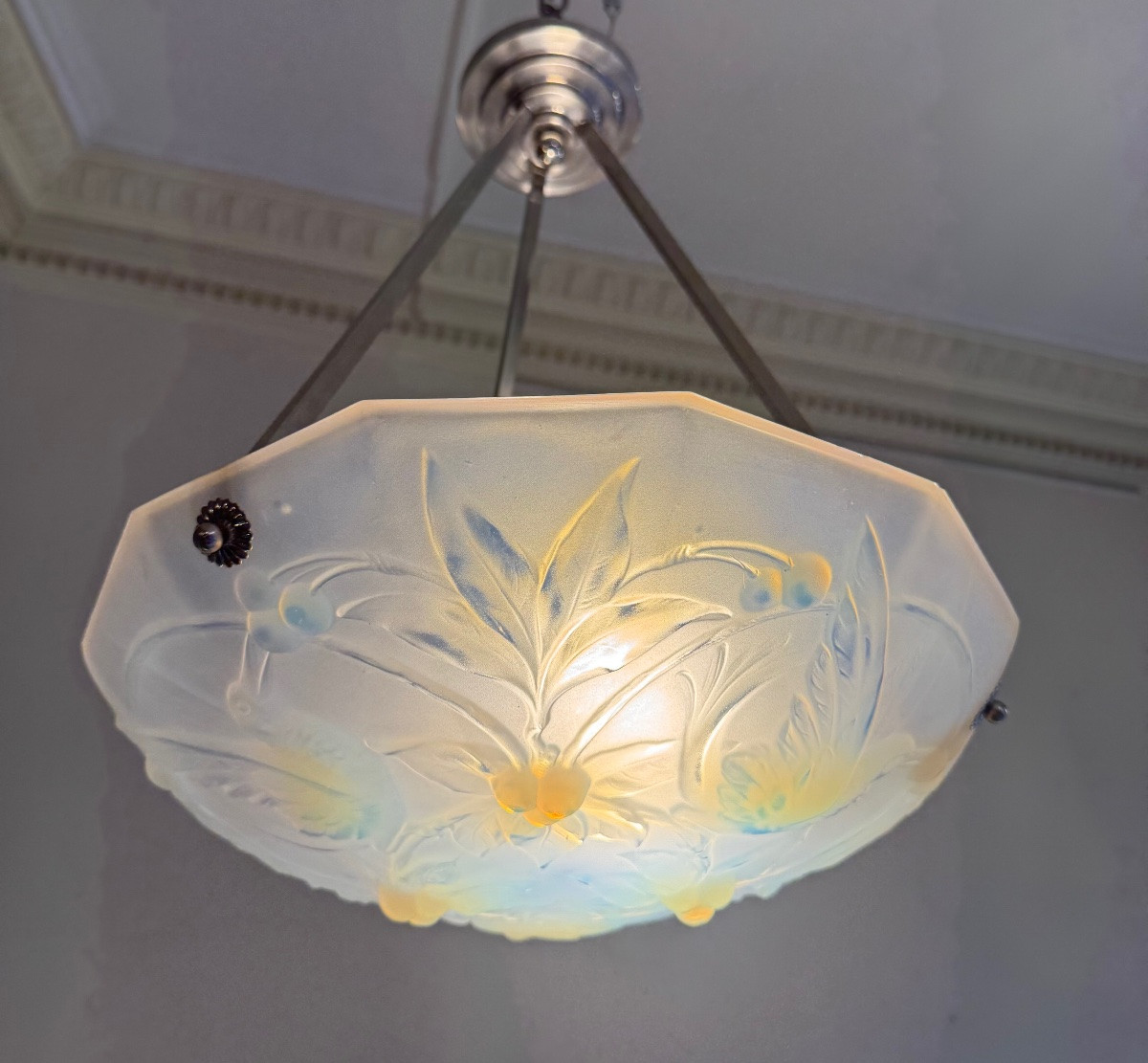 Suspension / Plafonnier Art Déco Verlys en Verre opalescent  ( lustre art deco 1930 ) -photo-2