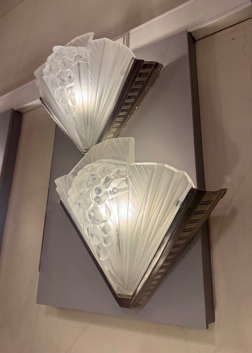  Pair Of Art Deco Wall Sconces Signed Petitot France / Nickel-plated Bronze (art Deco Sconces, 1930)  -photo-3