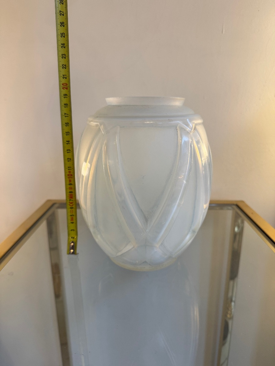 Vase Art Déco Opalescent Modèle « Etrusque » Signé André Hunebelle ( vases art deco 1930 ) -photo-4