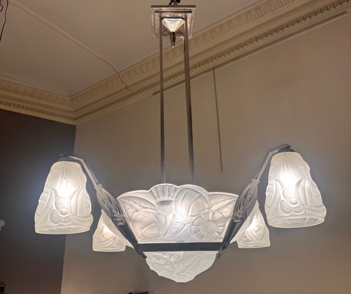 Art Deco Chandelier With 4 Panels And 4 Tulip Shades, Signed Degué / Nickel-plated Bronze (art Deco Chandeliers, 1930s)-photo-3
