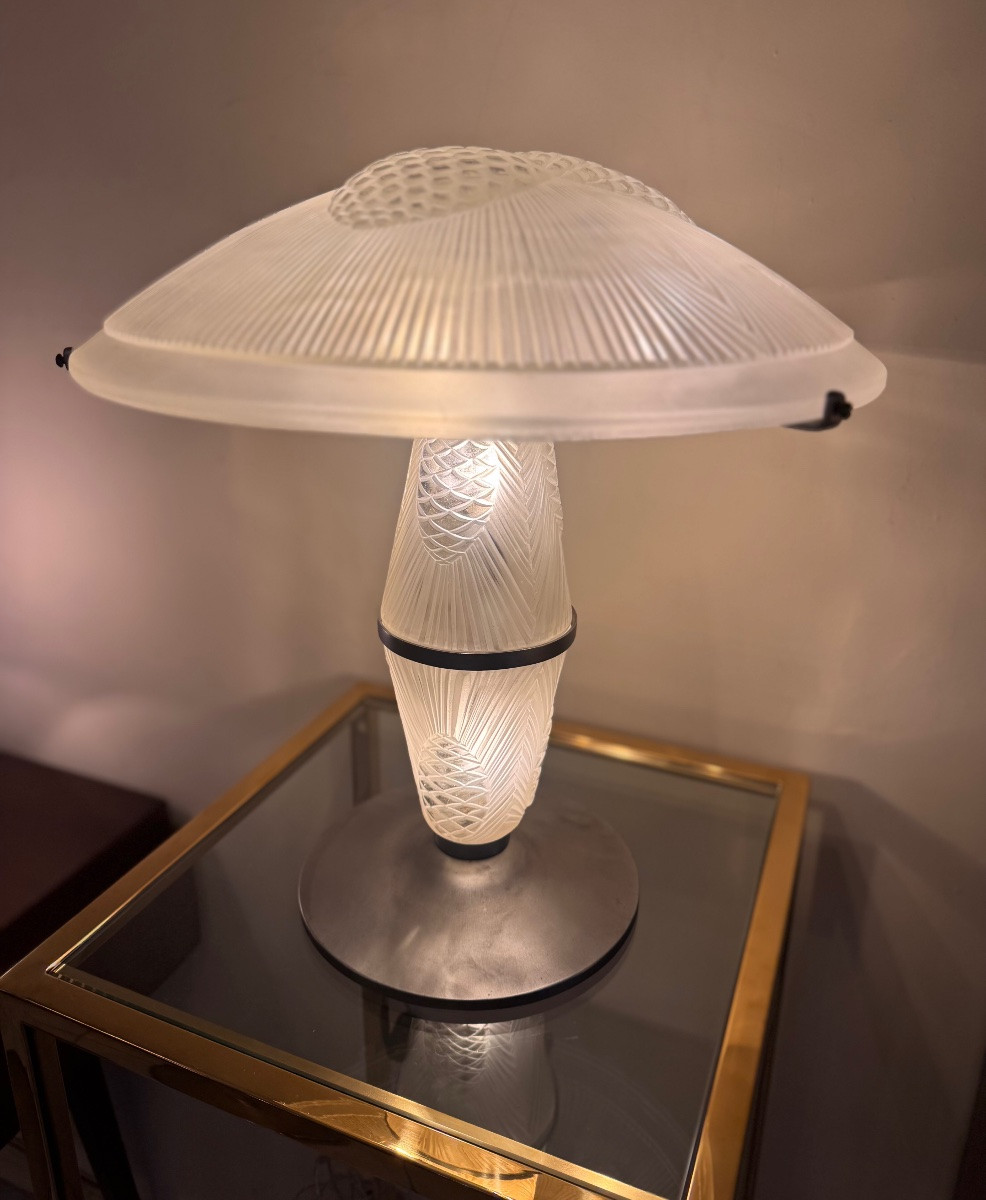 Exceptional Art Deco Lamp By Jean Noverdy "aux Pommes De Pin" (with Illuminated Stem) (art Deco 1930) -photo-1