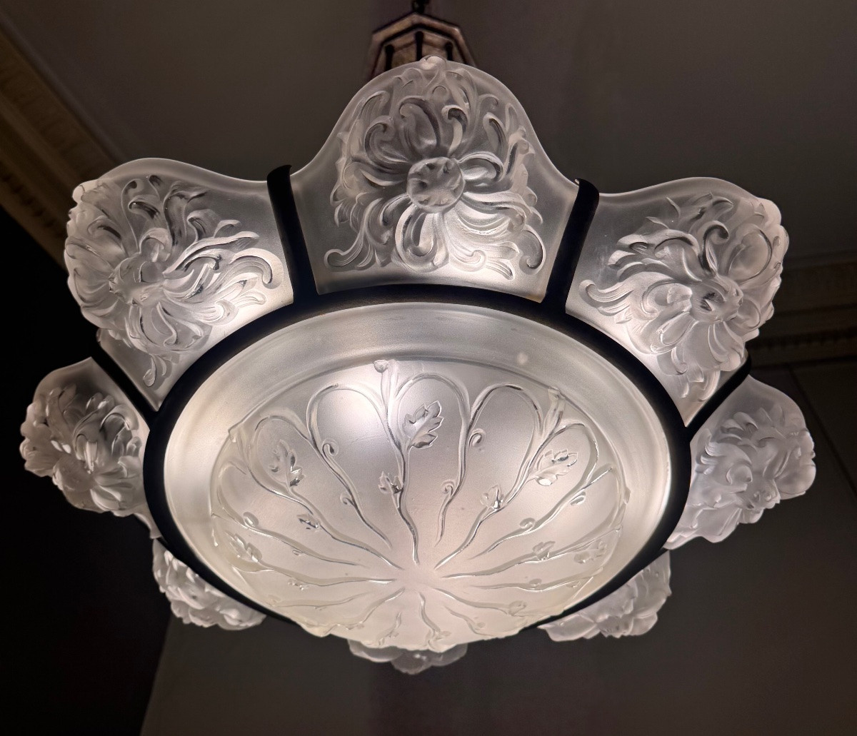 Important And Rare Art Deco Chandelier With 8 Panels / 1 Bowl Signed Sabino Paris (art Deco 1930) -photo-2