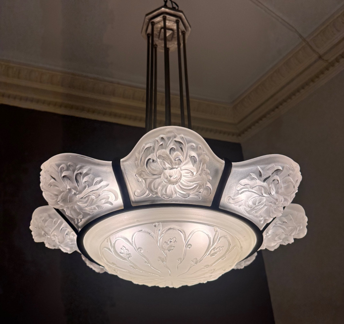 Important And Rare Art Deco Chandelier With 8 Panels / 1 Bowl Signed Sabino Paris (art Deco 1930) 