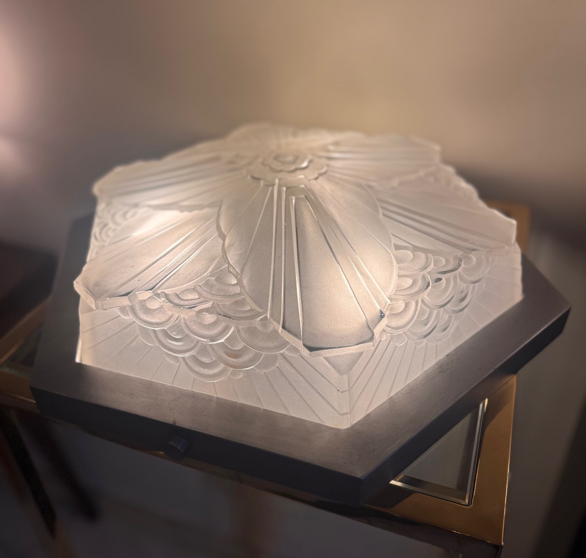 Plafonnier Art Déco Hexagonal Signé Charles Schneider (1881-1953) verre pressé France deco 1930