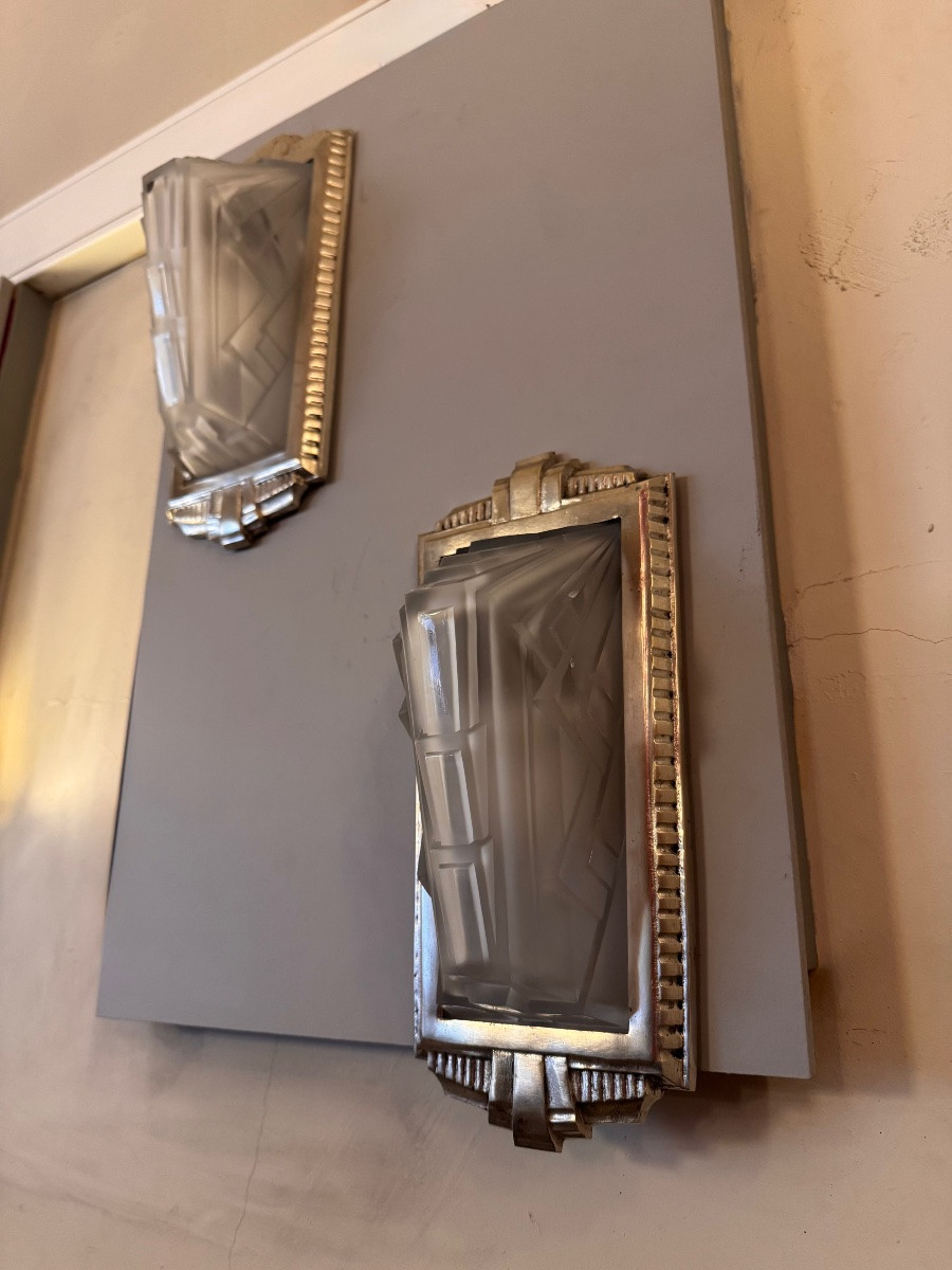 Pair Of Art Deco Sconces By Verreries Belges Et Lustrerie Bruxelloise / Bronze ( Sconce 1930 )-photo-5