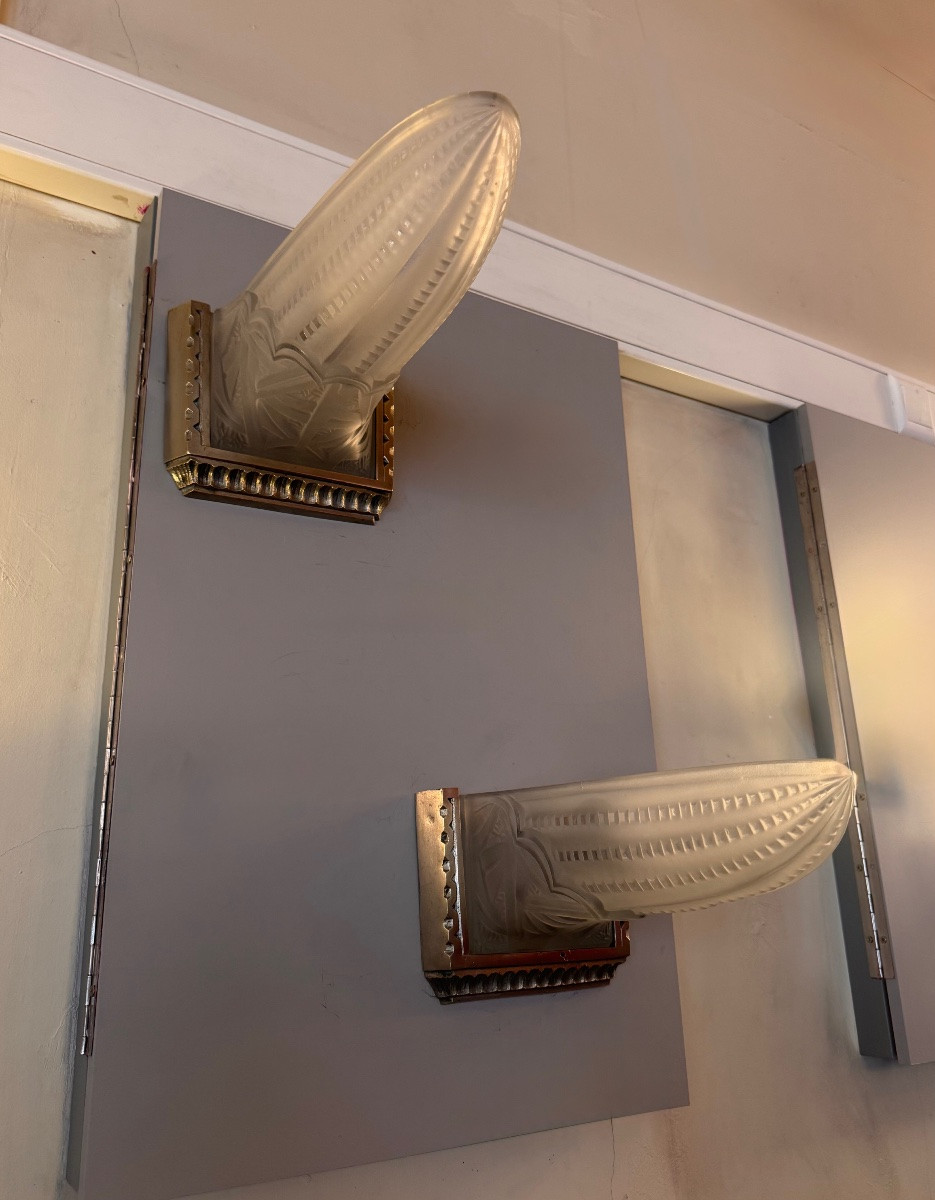 Pair Of Art Deco Sconces Belgian Verreries -photo-5