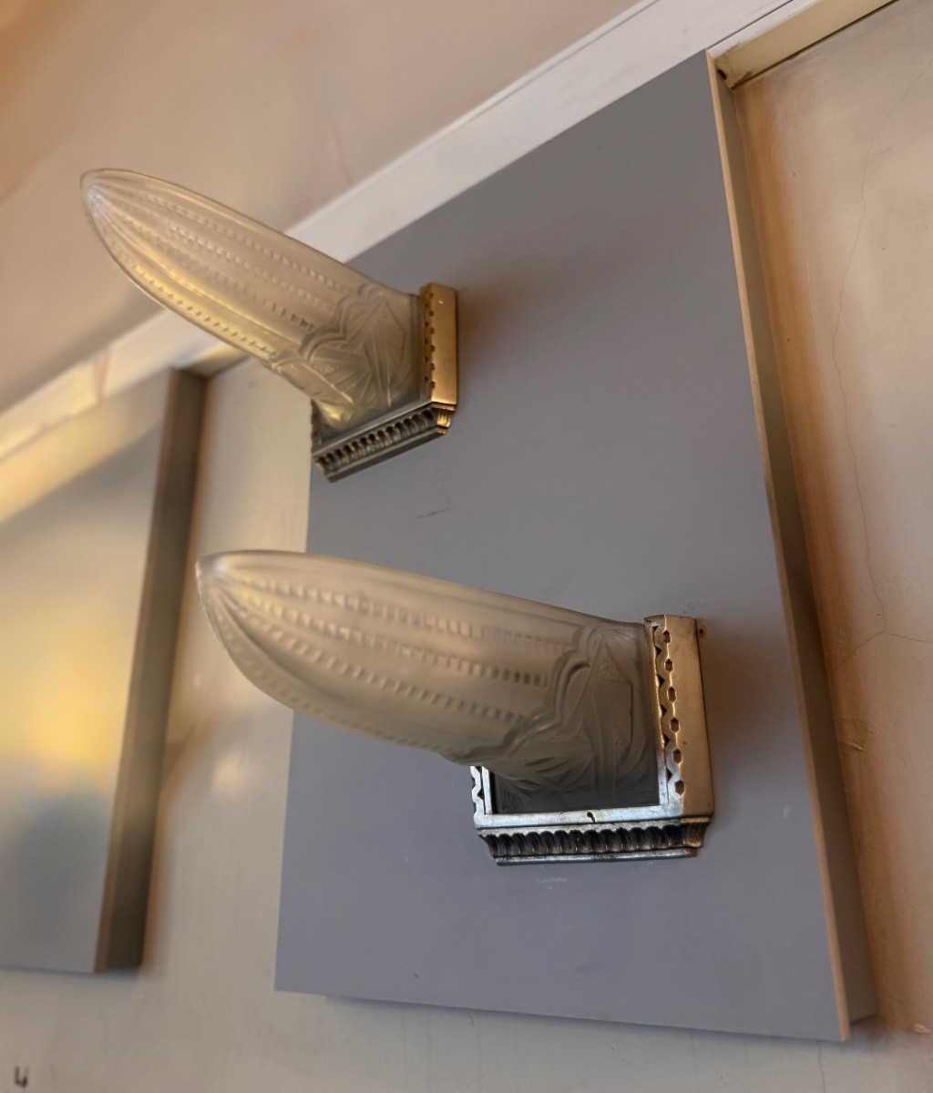 Pair Of Art Deco Sconces Belgian Verreries -photo-6